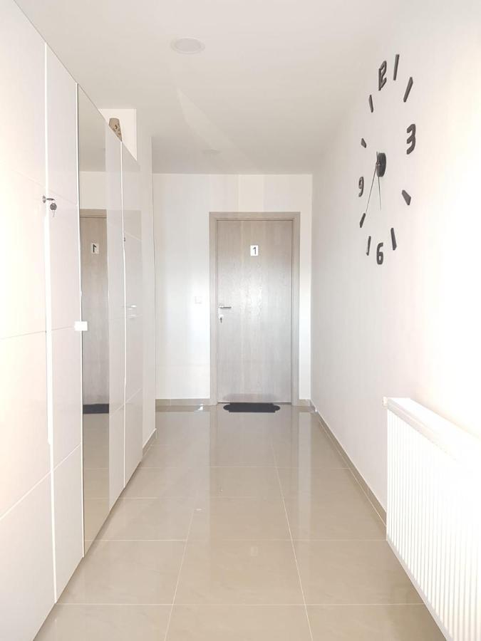 Apartmani Brigita Korenica Bagian luar foto